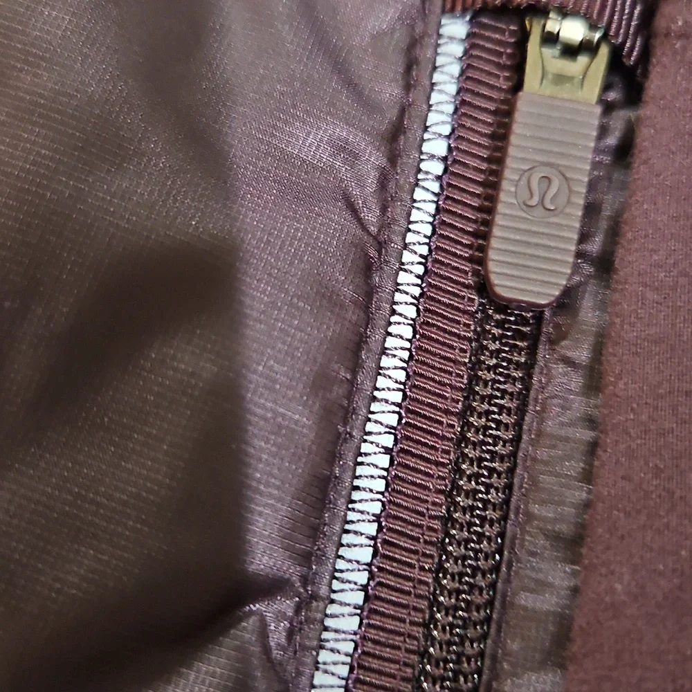 Lululemon Down For A Run Vest - Picture 4 of 12